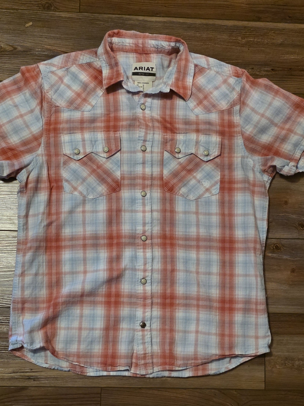 Ariat Men Retro Fit Plaid Pearl Snap Short Sleeve Western Shirt Brick Red Blue M